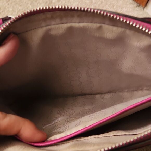 Michael Kors Fuschia Purple Leather Crossbody Bag - Picture 9 of 10